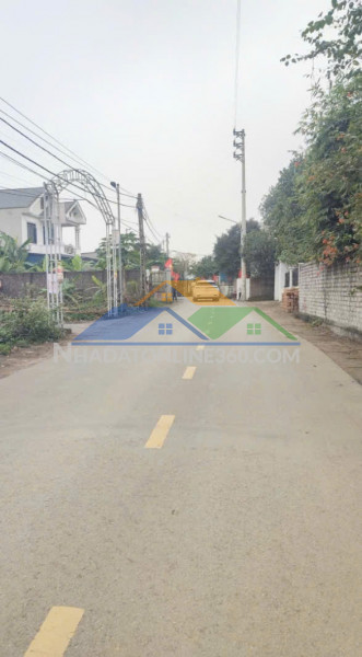 Duy nhất 1 suất mảnh đất nhìn ra hồ sát đhqghn giá rẻ.