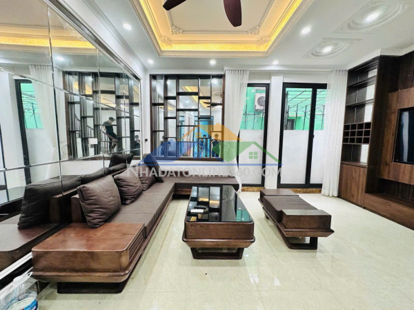 Bán nhà cầu giấy - ba gác đỗ cửa, 41m2 - 6 tầng đẹp, full nội thất, giá 9,8 tỷ