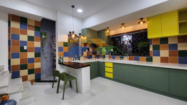 Nhà có lộc 61,6m2 – ở yên ổn, kinh doanh tốt, giá 6,16 tỷ