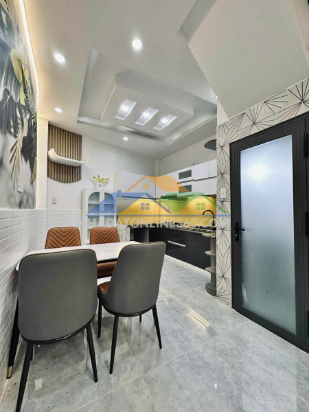 Tặng full nội thất - bình thạnh - phan văn trị - 4 tầng đúc thật - 5pn lớn - chính chủ - bán 6.8 tỷ - tl