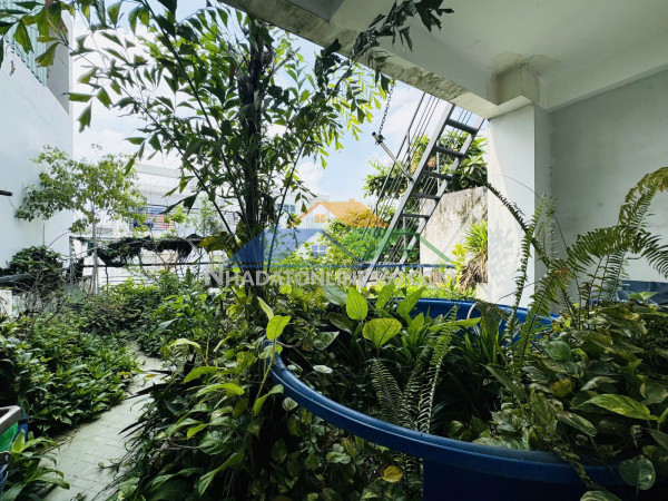 Mt bế văn đàn - ngang 4 x 18 - 5 tầng đúc thật - p14 tân bình - chính chủ - gấp bán 17.5 tỷ - tl mạnh - kinh doanh đa ngành nghề