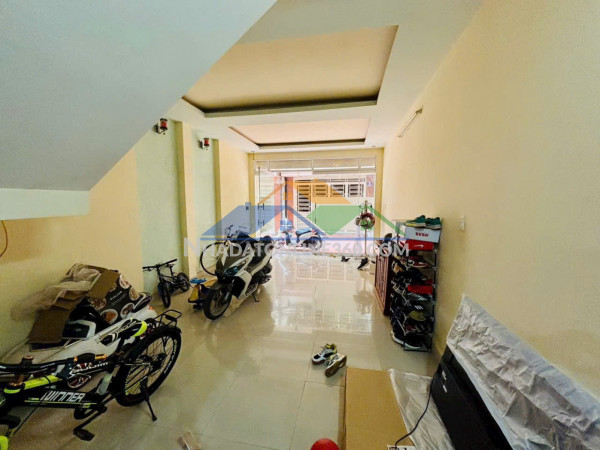 ????bán nhà vĩnh tiến - 52m 4 tầng - ô.tô vào nhà