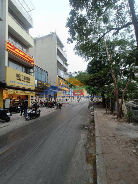 104m2 đất mặt bờ sông sét - trương định: vỉa hè, ô tô tránh...