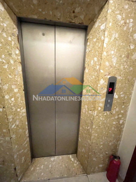 Cho thuê nhà, thang máy, 195m2- 5t, bạch mai, lạc trung, võ thị sáu