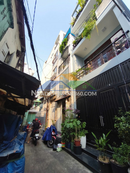 Chính chủ bán nhà hẻm trần bình trọng phường 3 quận 5 (cũ),  tp hcm