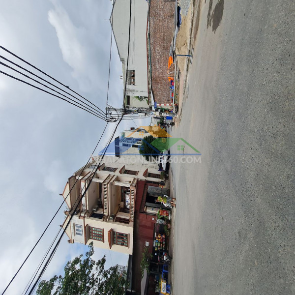 62m2 trâu quỳ, gia lâm, ô tô tránh, cạnh học viện chỉ 8 tỷ hơn. lh 0989894845