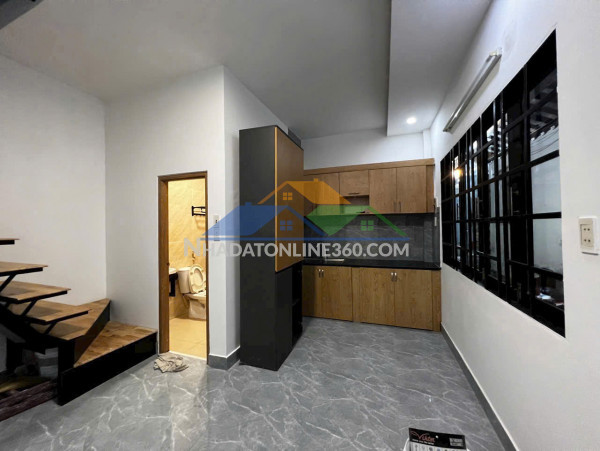 ???? trung tâm bình thạnh – sát phan xích long chỉ 3ty450