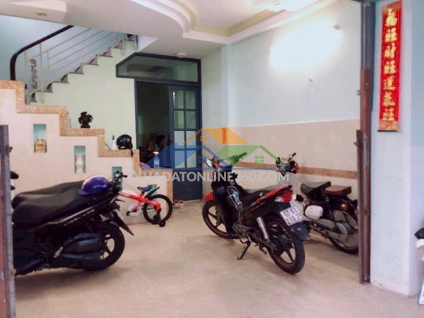 Sát vincom quận 7- 75m2- nhà   3tầng- t.nhập 20tr/th- 7pn, 8wc????giảm chỉ 6ty95