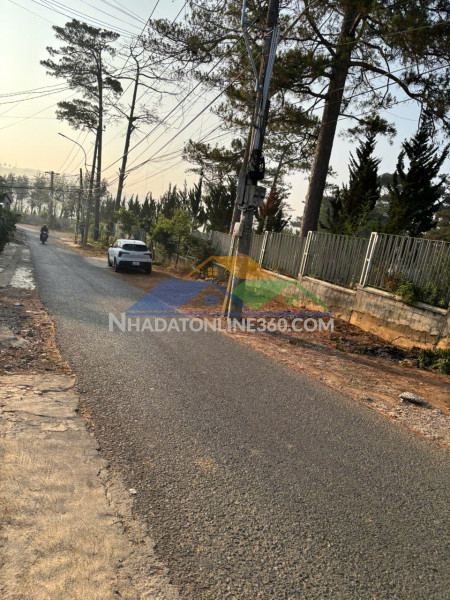 Bán đất 2 mặt tiền – sát hồ than thở – p12 đà lạt