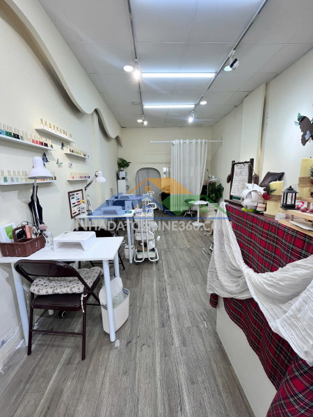 Sang tiệm nail 60tr huỳnh văn bánh – mặt tiền trung tâm quận...