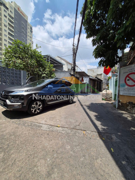 Diện tích lơn - hẻm  oto - sât mt phạm văn đồng
110 m2 - 6 t8   còn tl