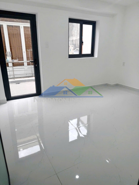 Nhà mới 2 tầng (4x10m) đường số 1 kdc bình hưng giáp q8. giá: 2.5 tỷ