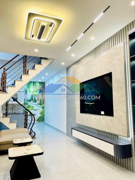 ????bán nhà trung hành - 40m 3 tầng - đẹp sạch sẽ - giá rẻ