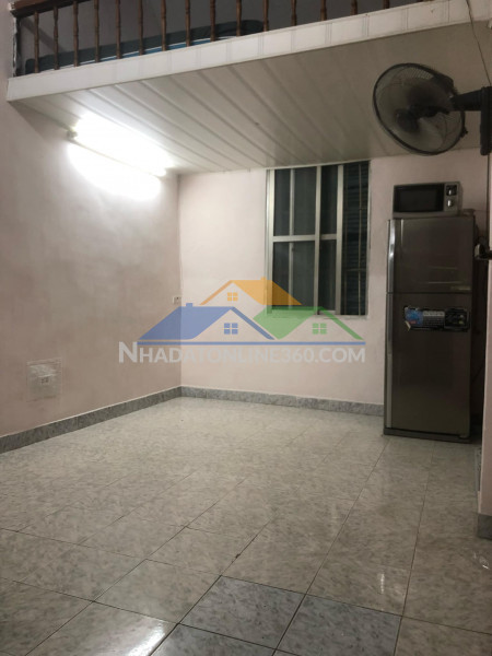 Cho thuê nhà tập thể tầng 2, số 2b quang trung, hoàn kiếm