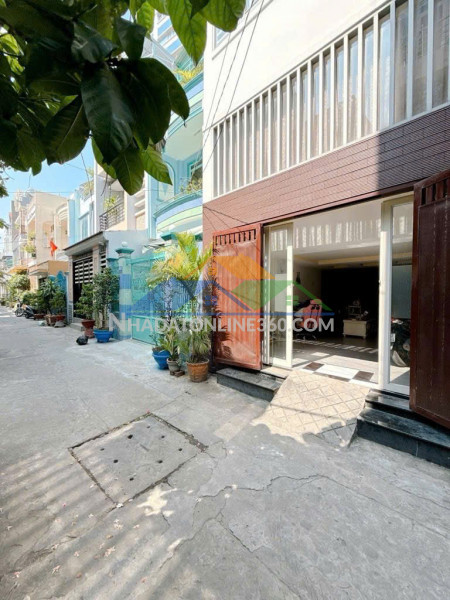 Bán nhà hẻm xe hơi trần xuân soạn quận 7, 1 trệt 2 lầu, giá chỉ 6 tỷ 5