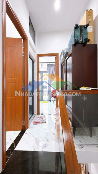 Nhà 21m2 nguyễn thần hiến, p18, q4 - 2pn, 2wc, sổ đỏ - 5.6 tỷ