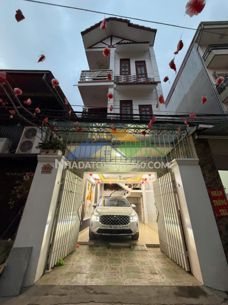 ????????nhà mặt đường thư trung - văn cao - 48m 4 tầng - sân cổng riêng