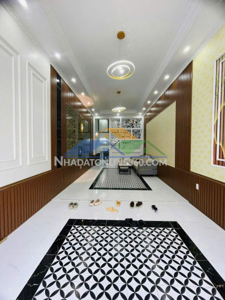 ⭐⭐nhà mặt đường nguyễn hữu tuệ  - lê lợi - 67m 3 tầng - đường 7m