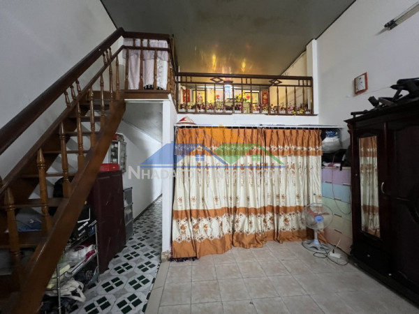 ♪ nhà kiệt trưng nữ vương, gần chợ mới, 85m2, ngang 4.5m, gác lửng, sân rộng, 3.6 tỷ