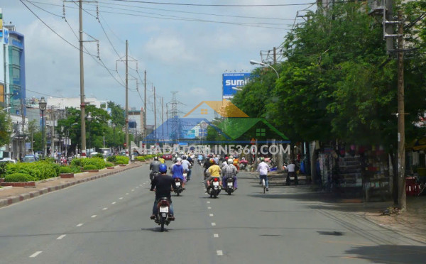 Bán chdv 6 lầu +hầm hẻm 702 hồng bàng q11 ngang 6.5m 143m2 t.máy...