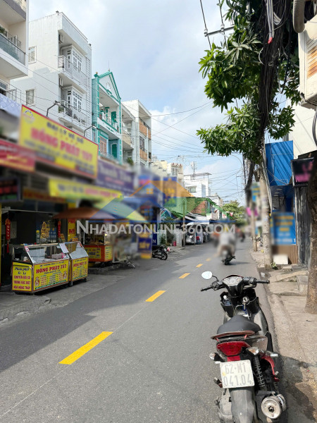 Nhà 2 tầng nở hậu mt đường tạ quang bửu p2q8. giá 9,8 tỷ tl