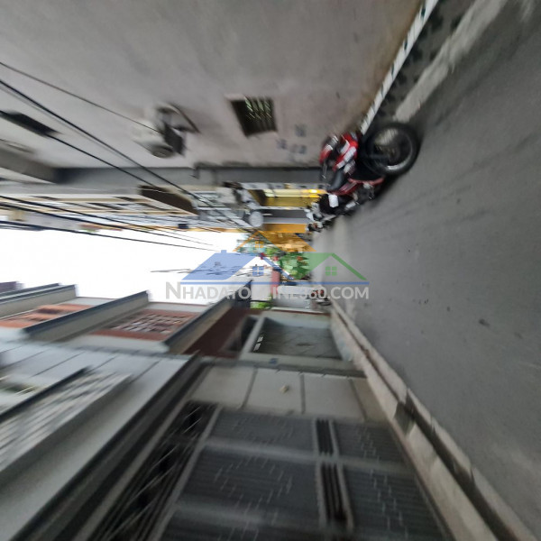 3 tỷ 3 tỷ 3 tỷ có 59m2 dương quang gia lâm mt 3,9m ngõ rộng gần trục chính ???? 0989894845