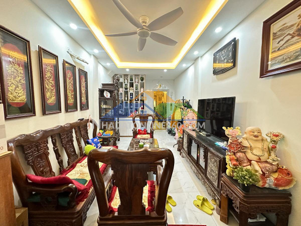 Siêu hiếm! bán nhà mặt phố trần khát chân, 23m2, 4 tầng, mặt tiền 3.2m, giá 10.3 tỉ, vỉa hè, kinh doanh