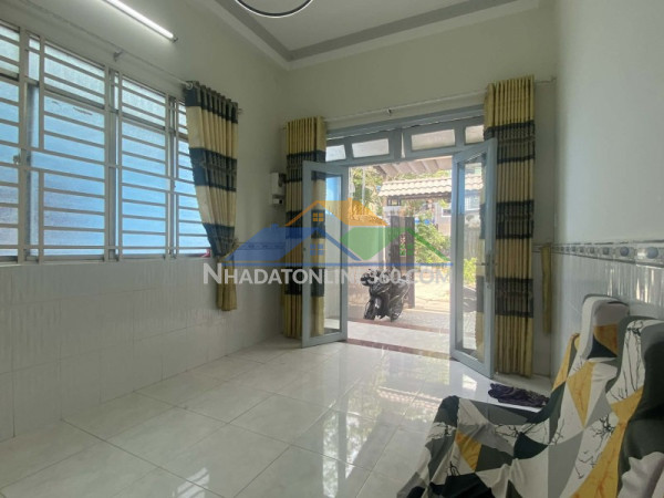 Bán nhà 2 tầng trung tâm biên hòa,shr đường ô tô,ngay tỉnh uỷ đồng nai