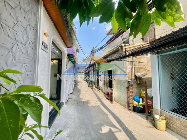 Cần bán nhà mới hoàn thiên q7 full nội thất đẹp