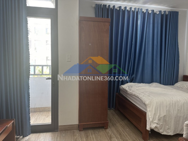 Bán khách sạn bàu mạc 23 150m2 giá 24.5 tỷ gần biển nguyễn tất thành