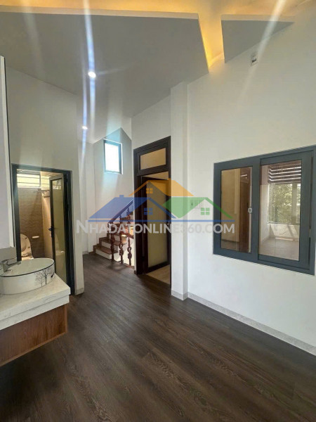 ♪ mt đường 7.5m thanh khê, 60m2 ngang 6m, 3 mê đúc cứng đẹp, cho thuê 12tr/th, 5.xx tỷ