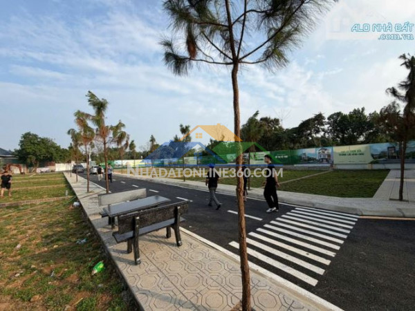 Nhỉnh 2,5 tỷ chốt lô đất 100m2 sổ đỏ f0, full thổ cư, khu công nghệ cao - hoà lạc.