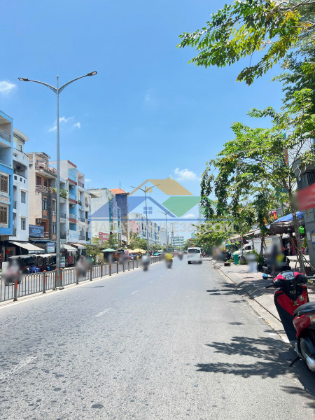 Nhà (4x17m) 2 mặt tiền ngay phố ẩm thực tạ quang bửu p4q8. giá 15.5 tỷ