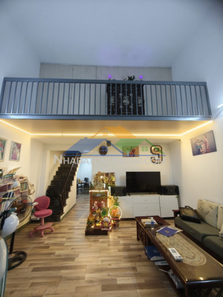 Nhà trần xuân lê 70m2 ngang 5m đường 5.5m giá 6.05 tỷ