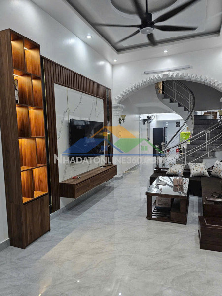 ????????bán nhà mặt đường thư trung - 66m 2.5 tầng - vị trí bán hàng đẹp