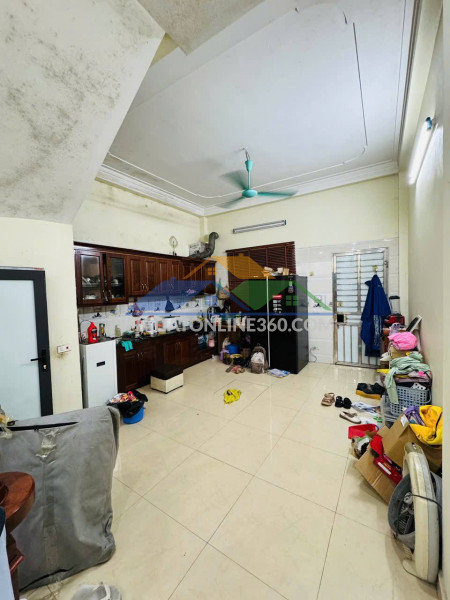 Bán nhà ngõ 62 ngọc hà 35m 5 tầng mặt tiền 4m