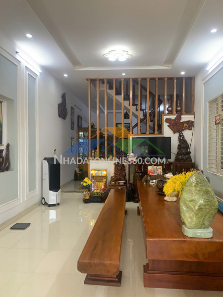 Chính chủ cần bán nhà mặt tiền gần ecopark hải dương - tỉnh đắk lắk