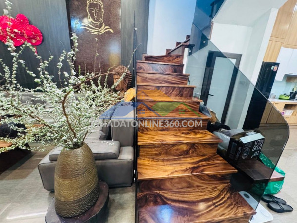 Bán nhà đẹp ngô gia tự -dân xây- oto cực gần - siêu tiện ích-- 70m 4 tầng- nhỉnh 11 tỷ(tl)