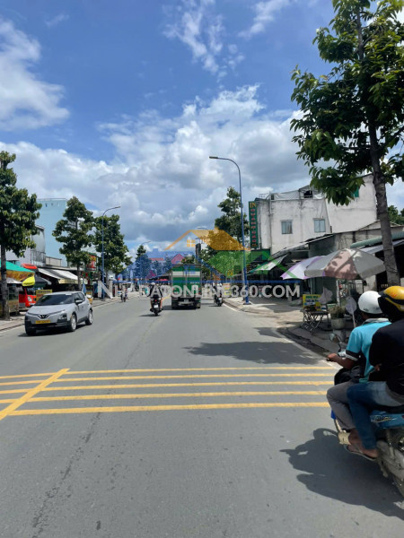 Bán nhà mặt tiền 24x78m giá 115 tỷ đường lê thị hà