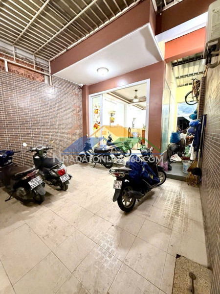 Cực sốc i quận 7 i chỉ 13 tỷ 100 i 4.8x22 i 5 tầng