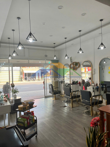 Cho thuê hoặc sang tiệm tóc có phòng ở lại tại lâm đồng