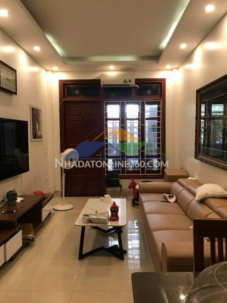 Hàng hiếm !!!! nhà thượng thanh 44m2. 5 tầng dân xây - ô tô đỗ tận cửa - giá chỉ hơn 6 tỷ