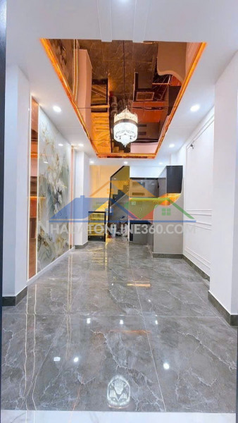 Đoàn văn bơ – nhà 3 tầng nhỏ xinh – xách vali vào ở ngay???? giá chính chủ: 3.5 tỷ – bớt lộc cách hẻm xe hơi chỉ 2–3 căn,