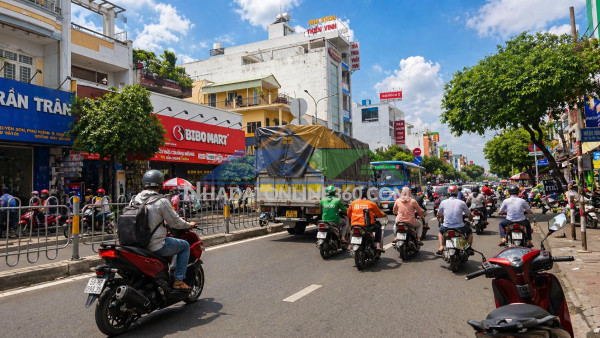 Giá sốc mặt tiền nguyễn sơn – dts 78m – 2 tầng – kinh doanh đỉnh – 5.x tỷ