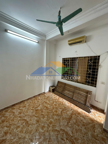 Cho thuê nguyên căn bạch mai, 33m 4t, 4 ngủ, đủ đồ, ở luôn 11tr 0903258273