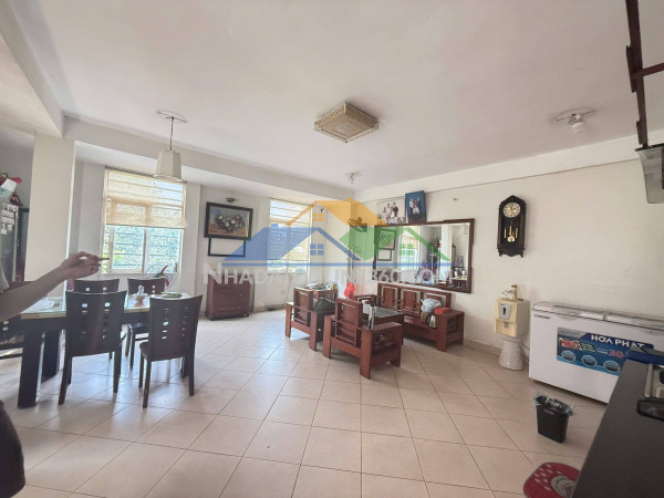 ????phân lô 2 ô tô tránh nguyễn chánh  60m 4t kinh doanh cực tốt, 31.9 tỷ