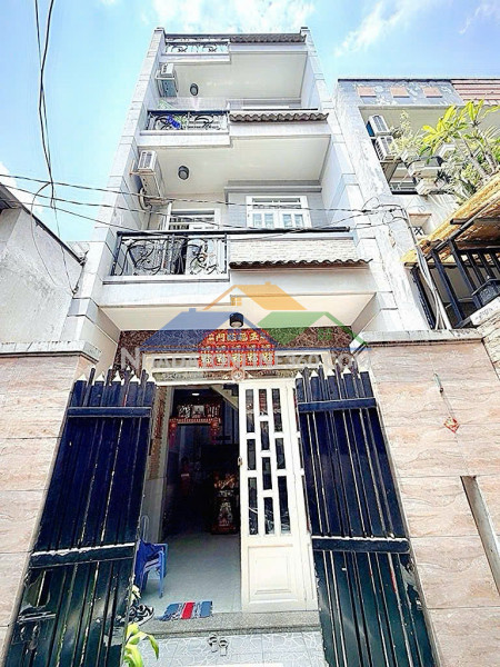 Gần ngã tư bốn xã - 4 tầng - 4 phòng ngủ - sát tân phú - nhỉnh 4.9 tỷ (tl)