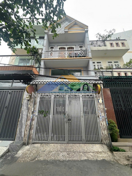 Bán nhà mới hxh tô ngọc vân, quận 12, dt 4 x 18m, 3 tầng, nhỉnh 6tỷ