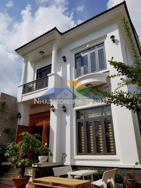 Bán biệt thự mặt phố 240m2, 3 tầng, hiệp bình chánh, thủ đức, hcm - sổ hồng. giá 15.65 tỷ.