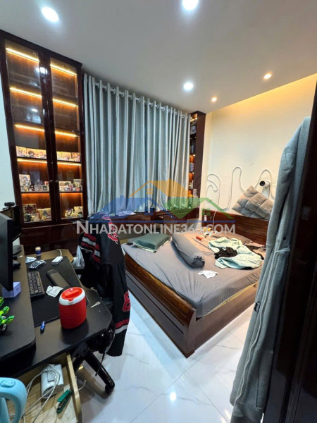 Nhà mới 4 tầng bình chiểu – 61m² 3pn 4wc – hẻm xe hơi 8m có vỉa hè – gần chợ đầu mối – giá giảm sốc 5.x tỷ